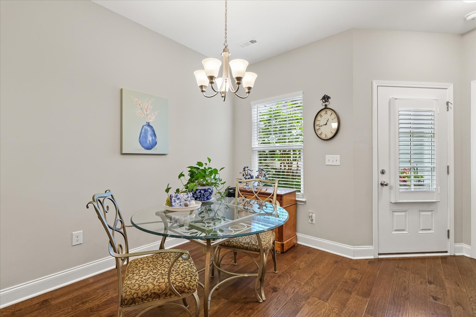 802 Cottage House Ln