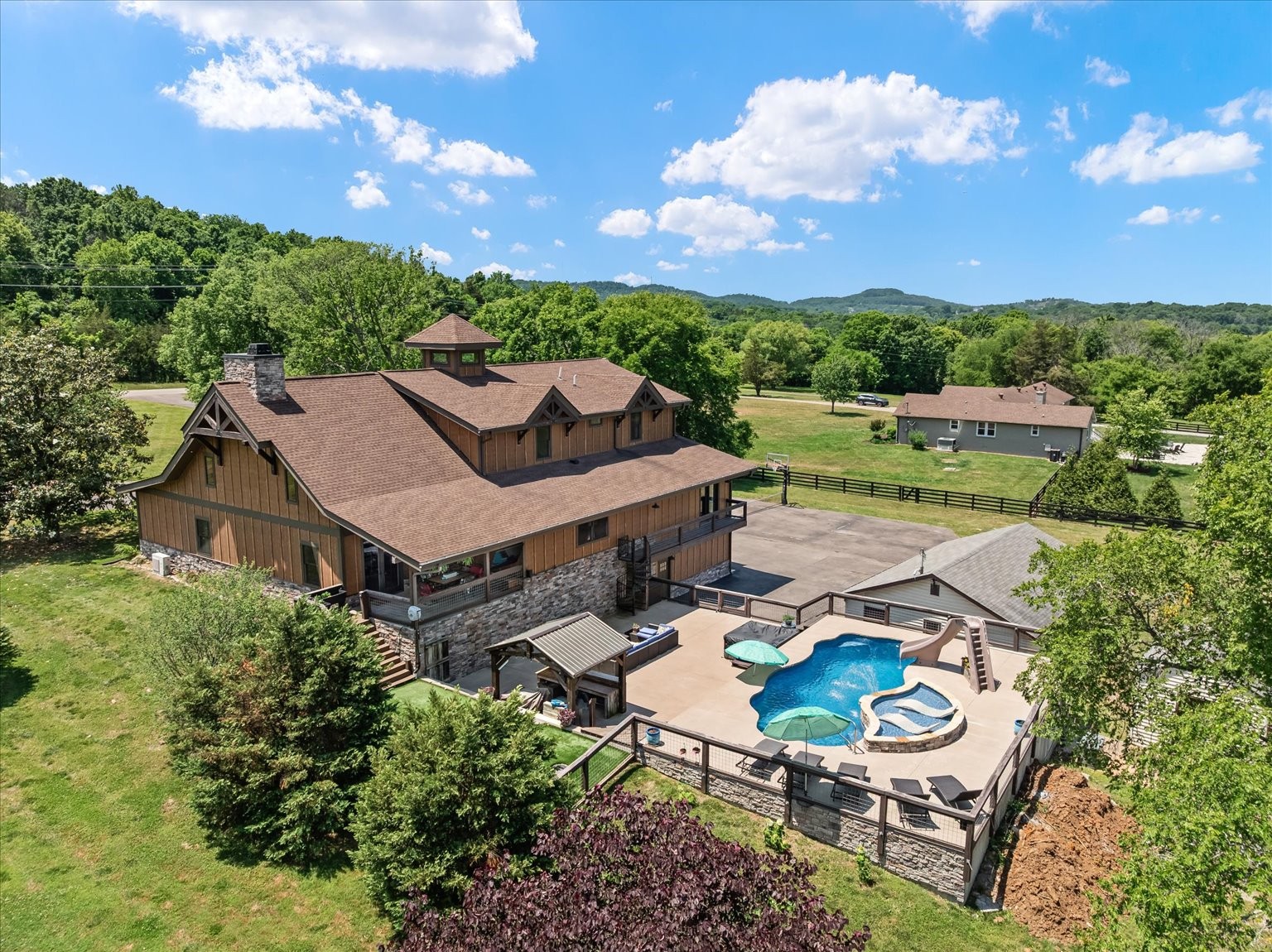 2030 Williams Rd