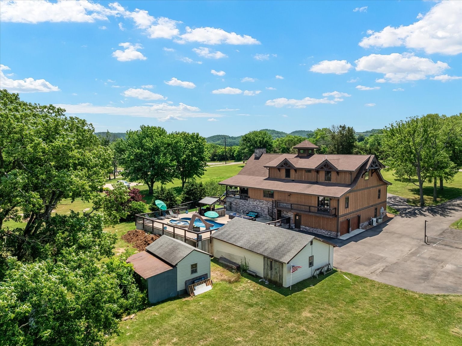 2030 Williams Rd