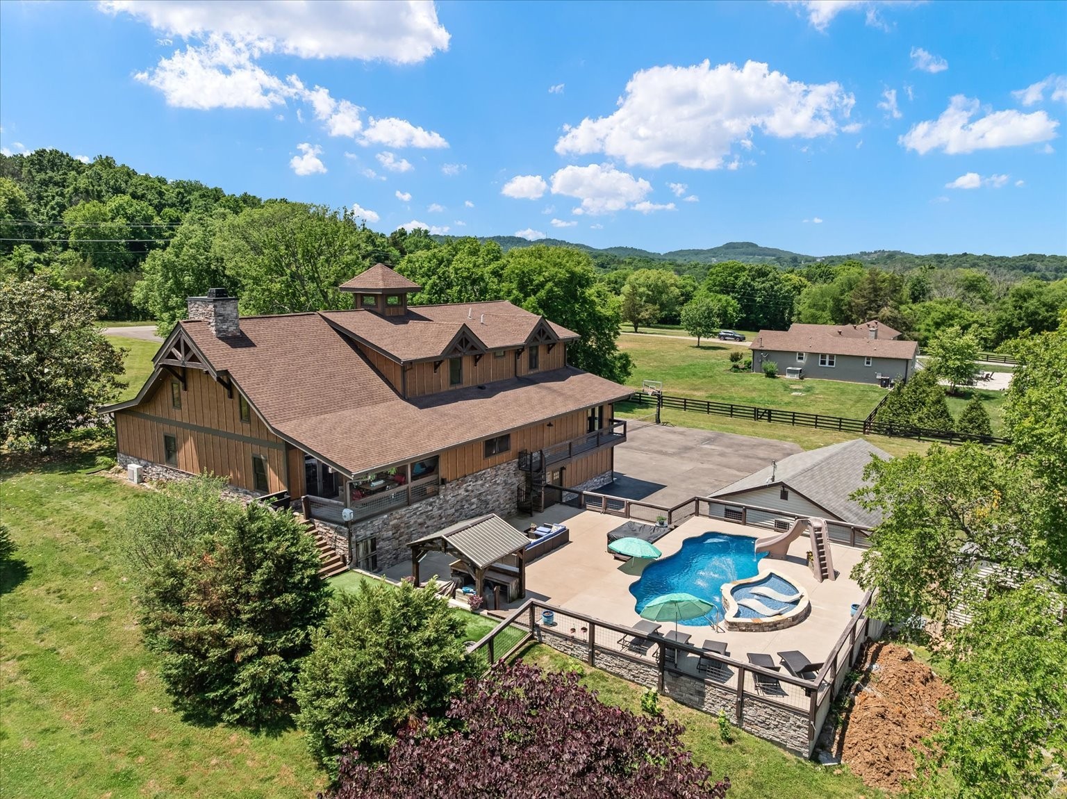 2030 Williams Rd
