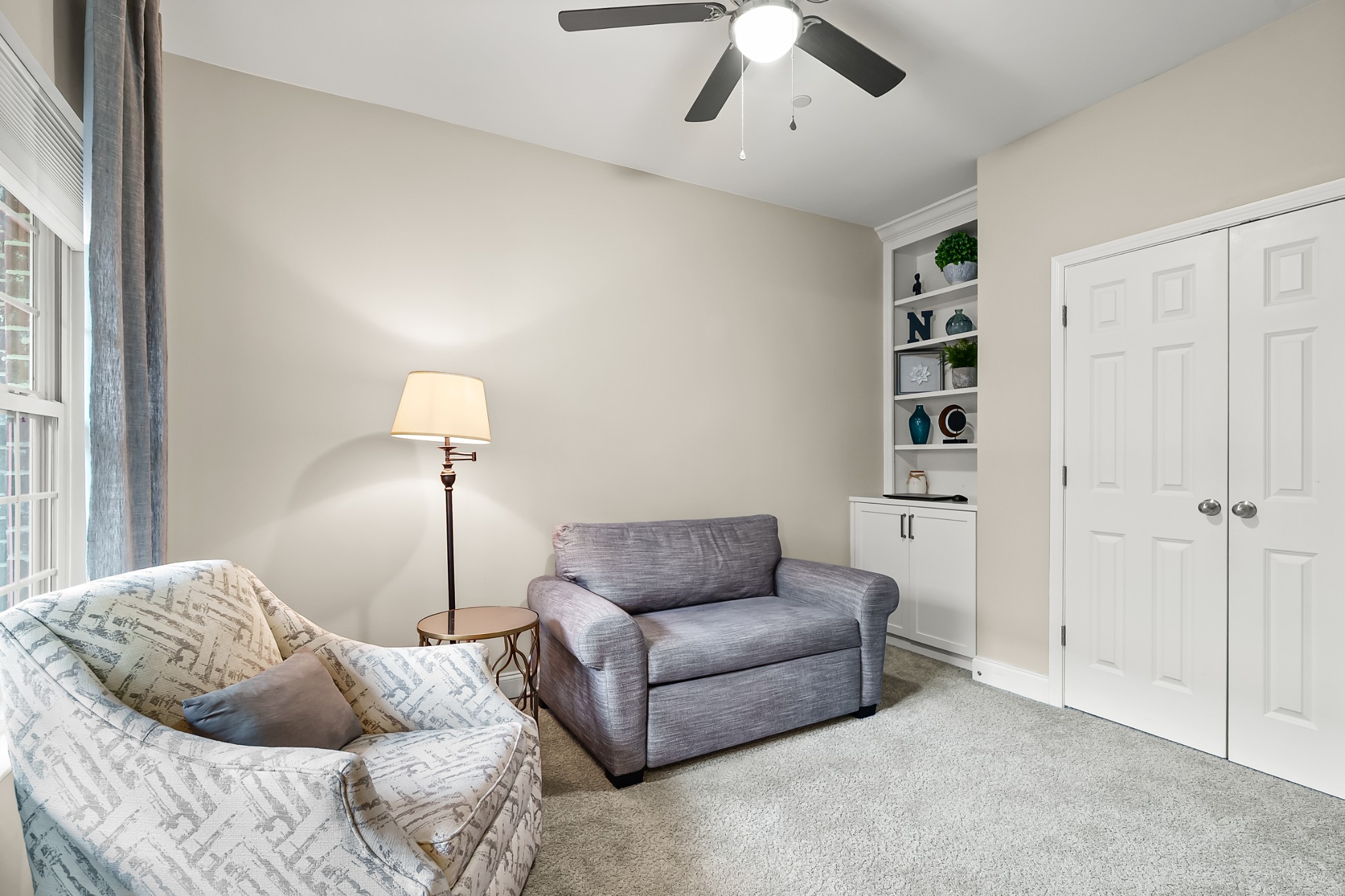 638 Weybridge Dr
