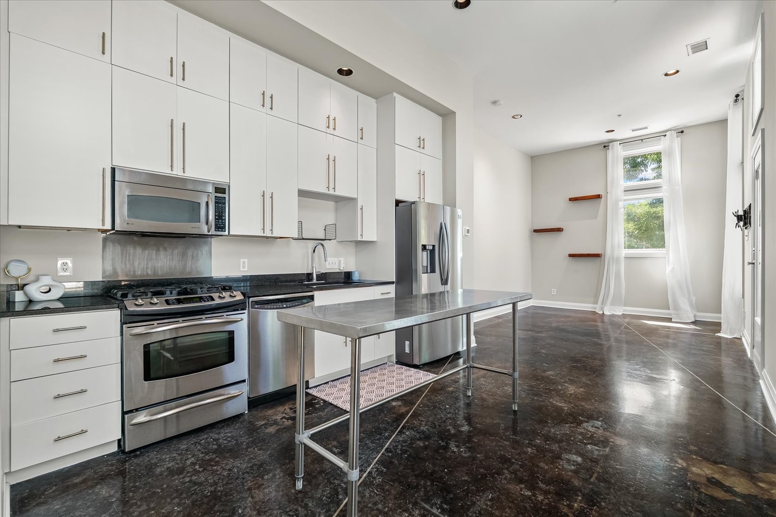 1500 4th Ave, N Unit: 301