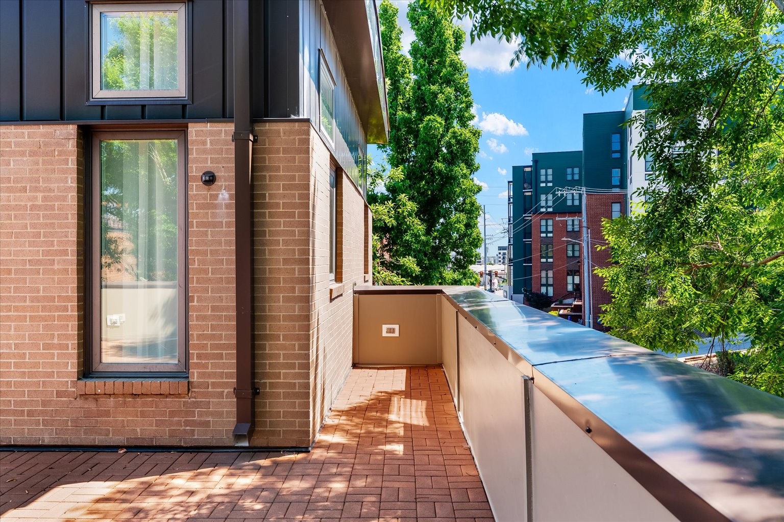 1500 4th Ave, N Unit: 301