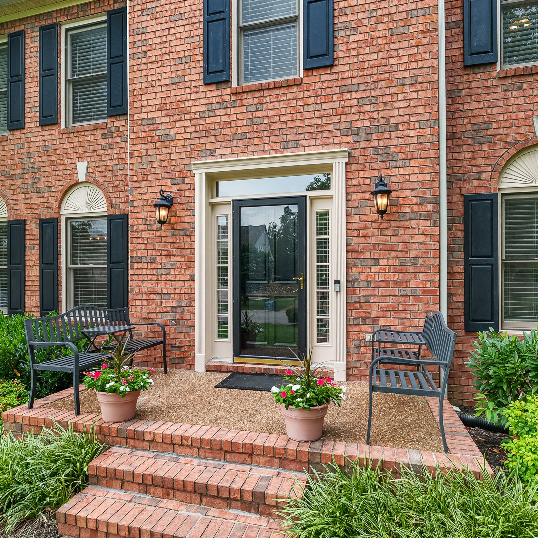417 Ridgestone Dr