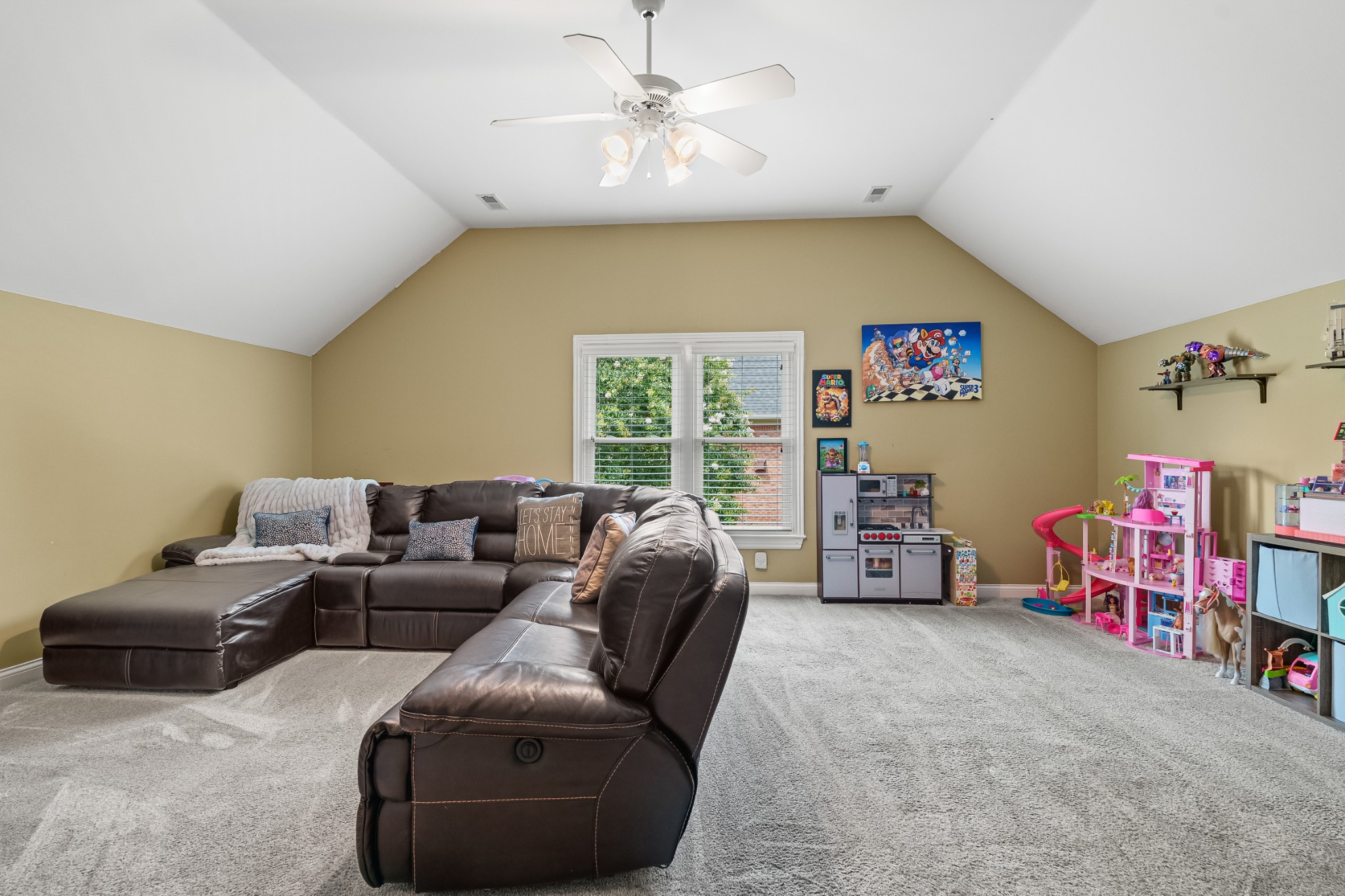 417 Ridgestone Dr
