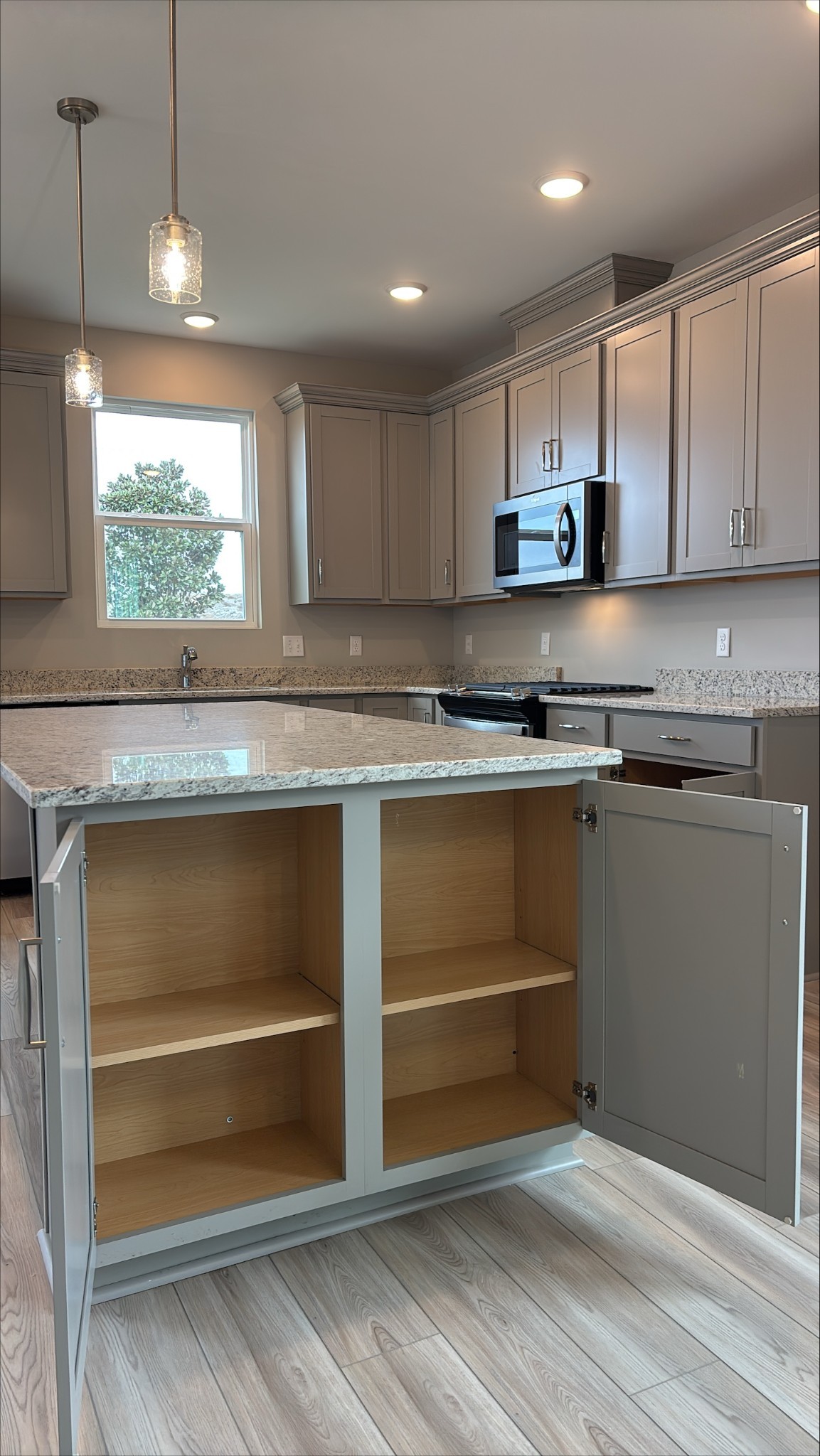 500 Scarlet Oak Rd