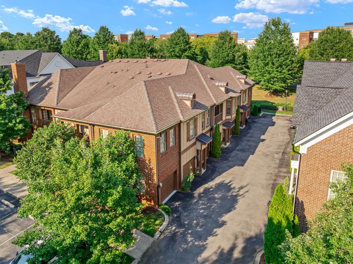 311 Grant Park Dr