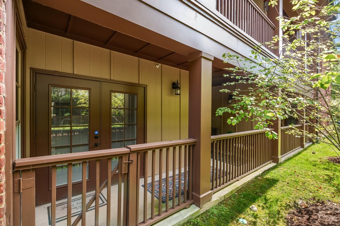 311 Grant Park Dr