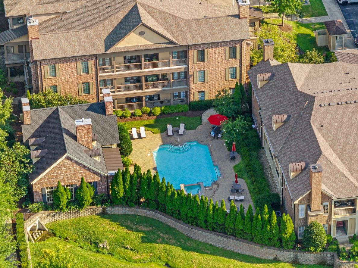 311 Grant Park Dr