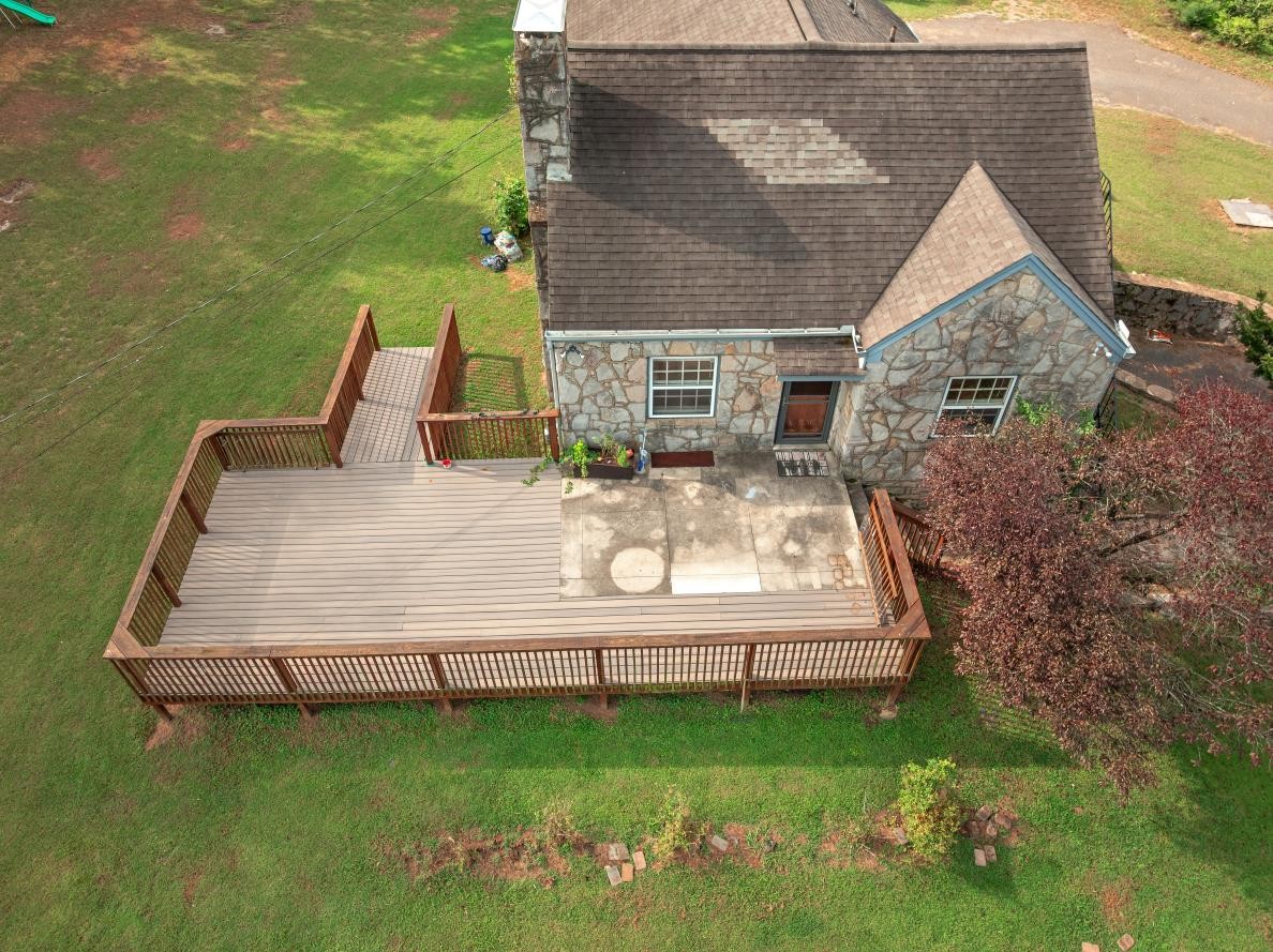 2325 Selma Ave