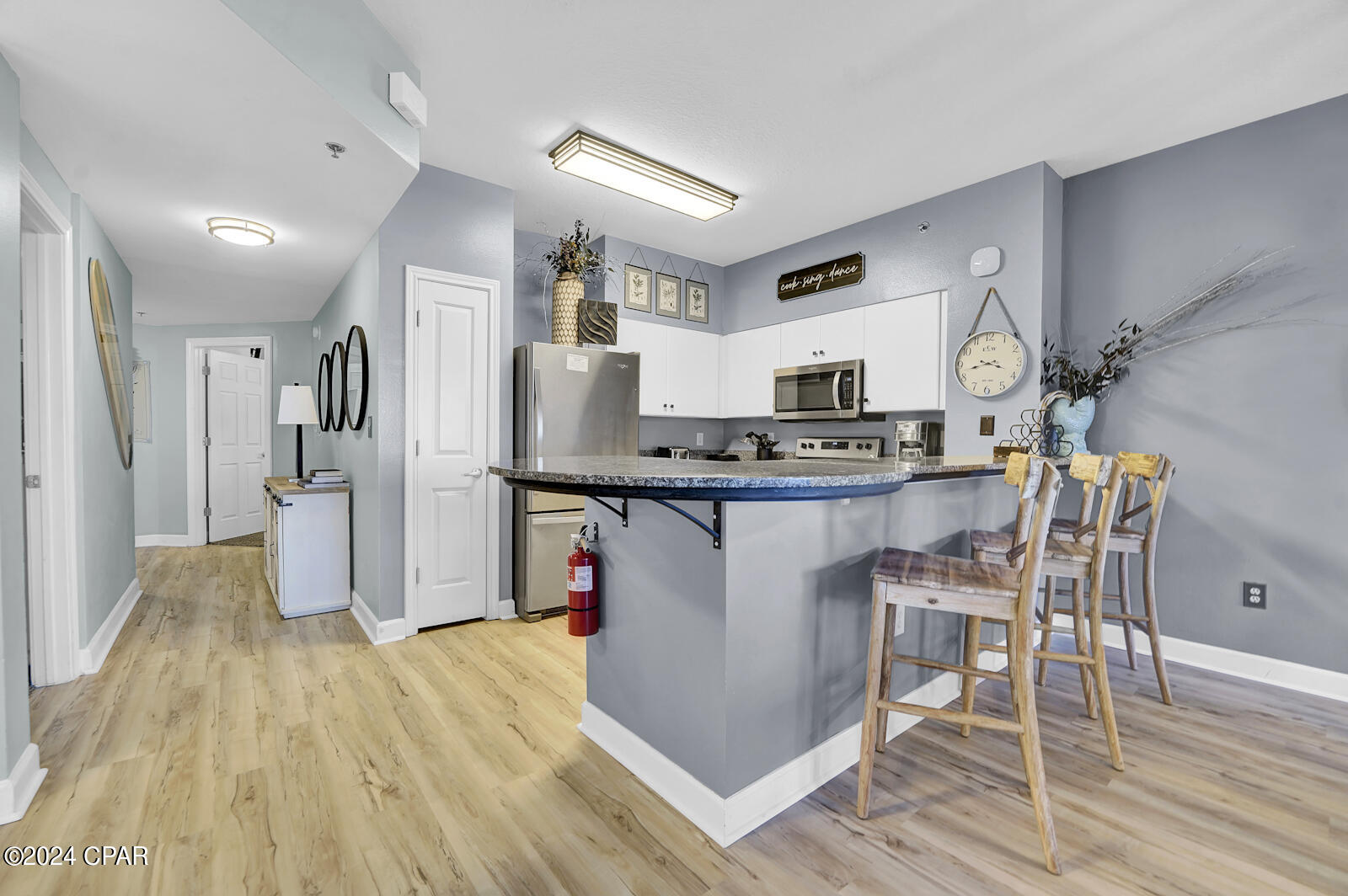 9900 S Thomas Drive Unit: 1928