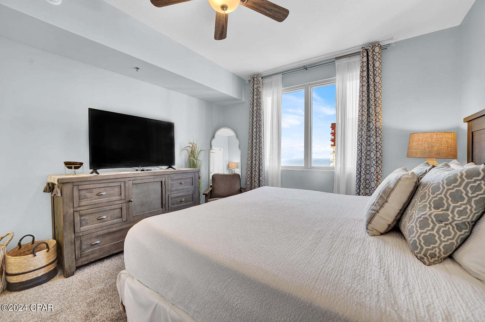 9900 S Thomas Drive Unit: 1928