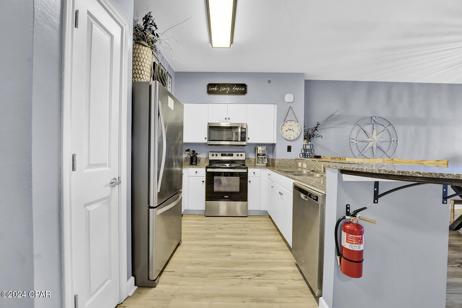 9900 S Thomas Drive Unit: 1928