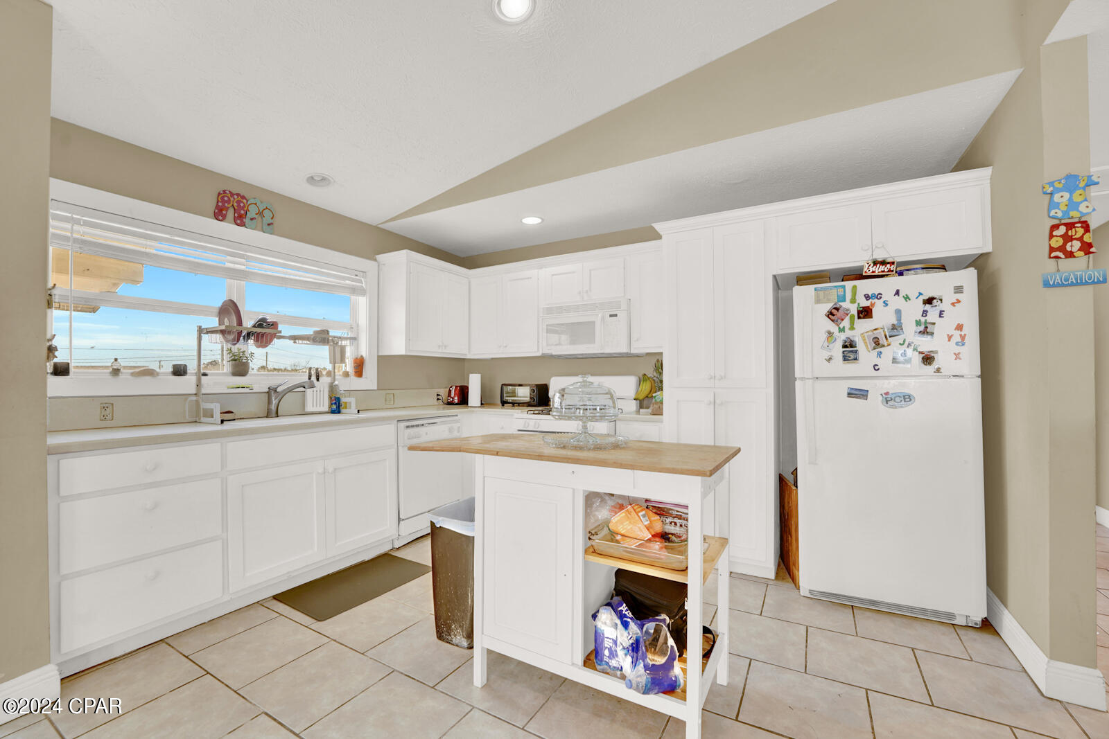 5116 Beach Drive