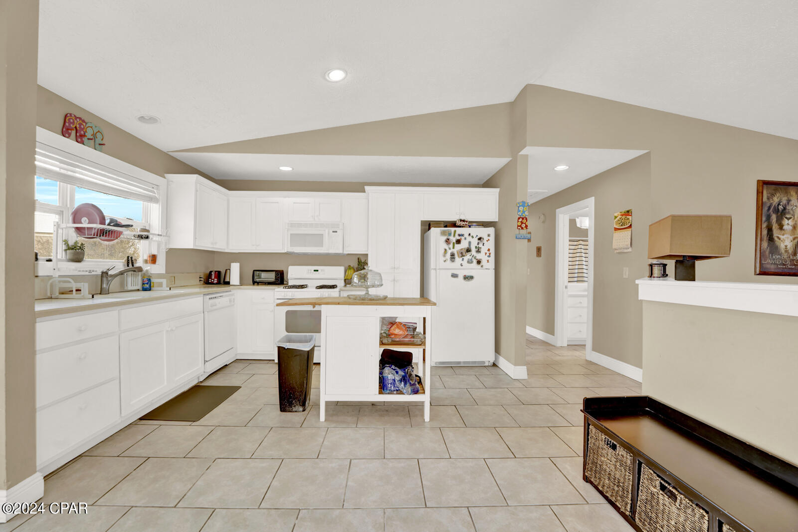5116 Beach Drive
