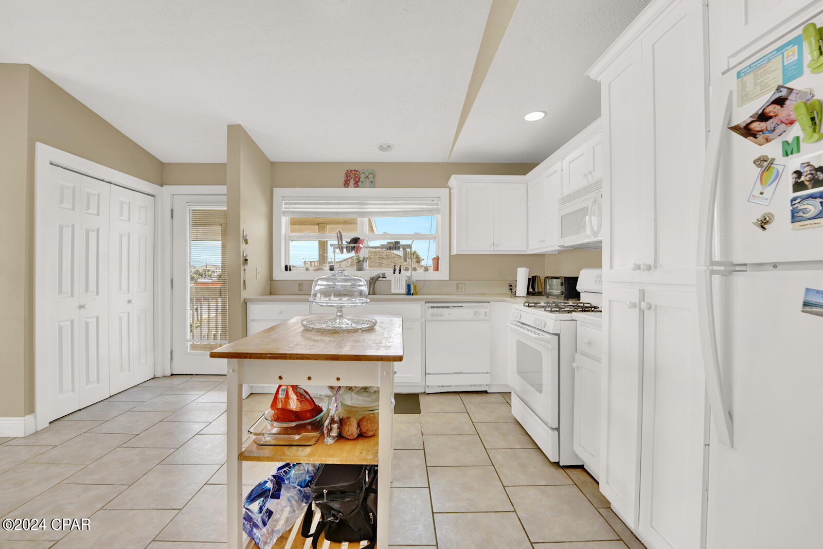 5116 Beach Drive