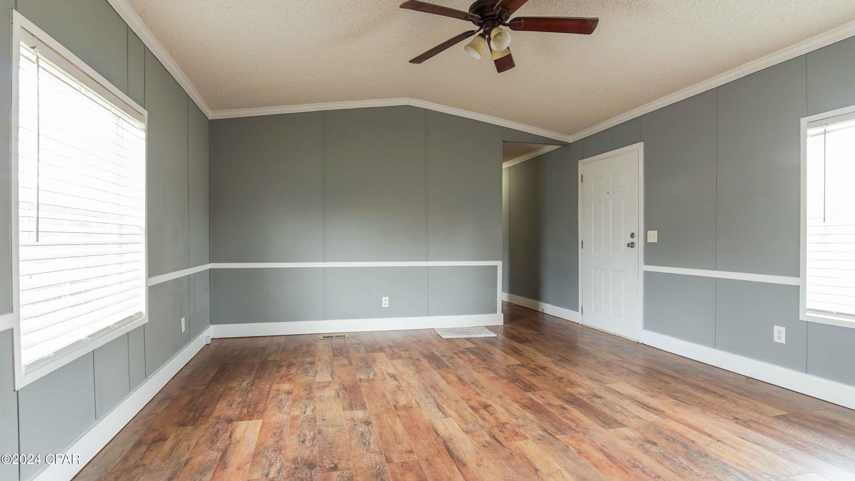 11901 Magnolia Street