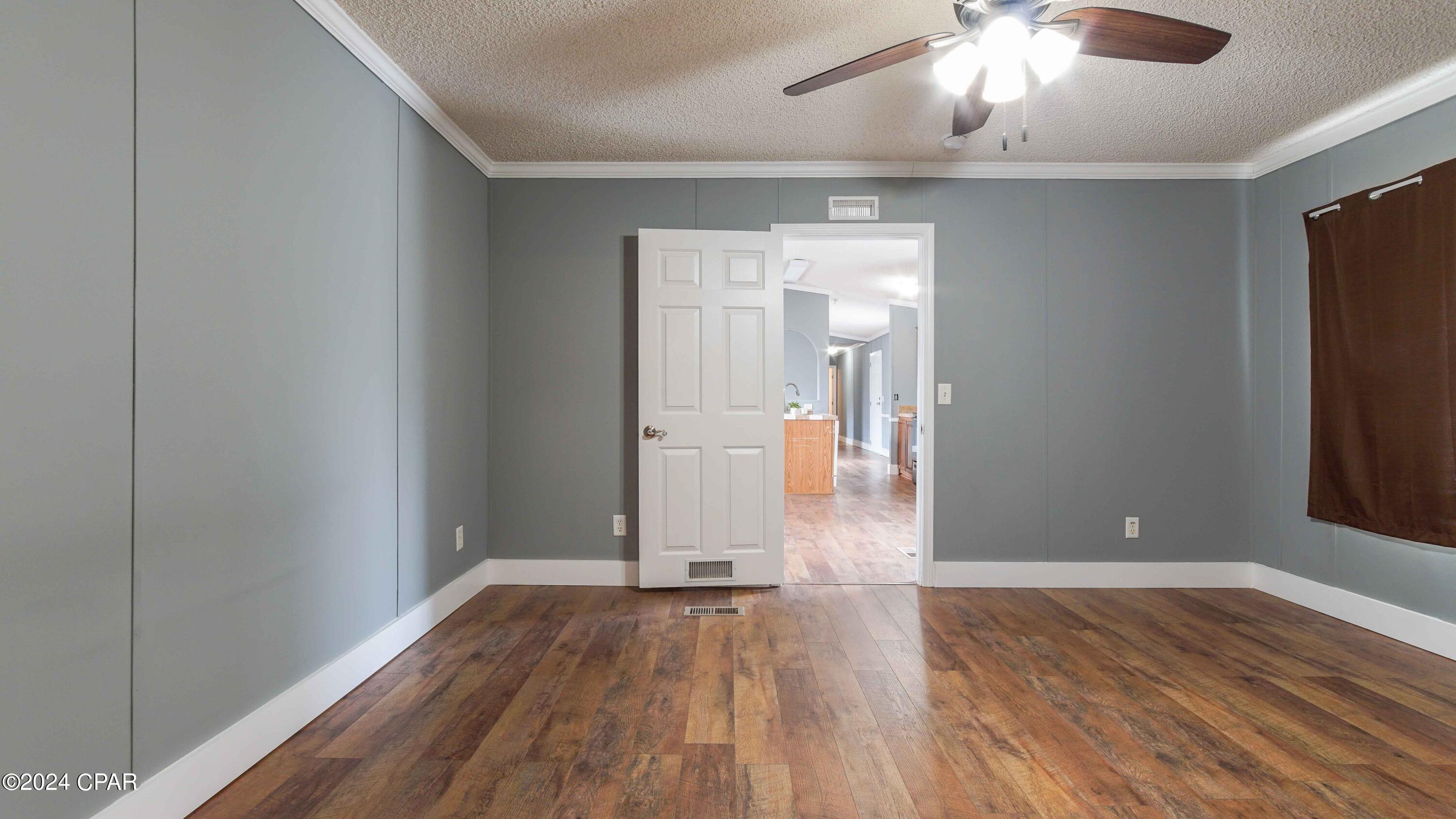 11901 Magnolia Street