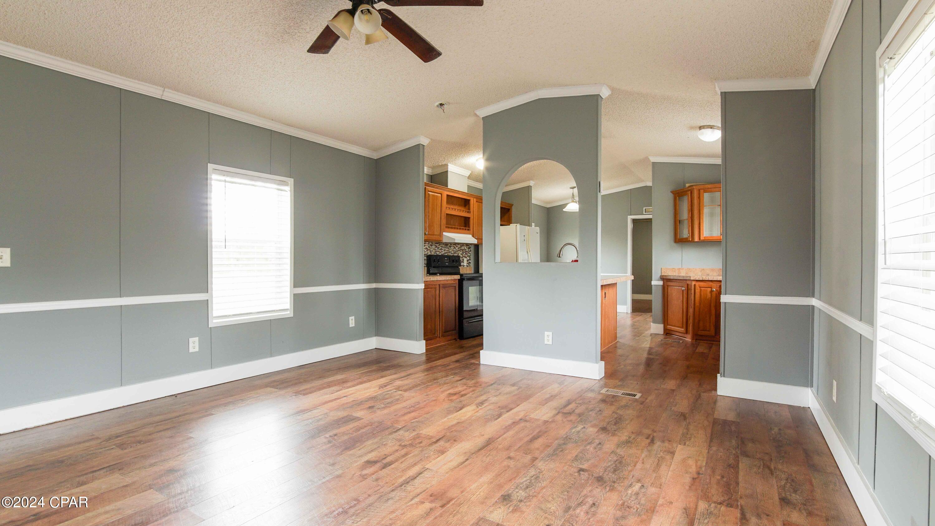 11901 Magnolia Street