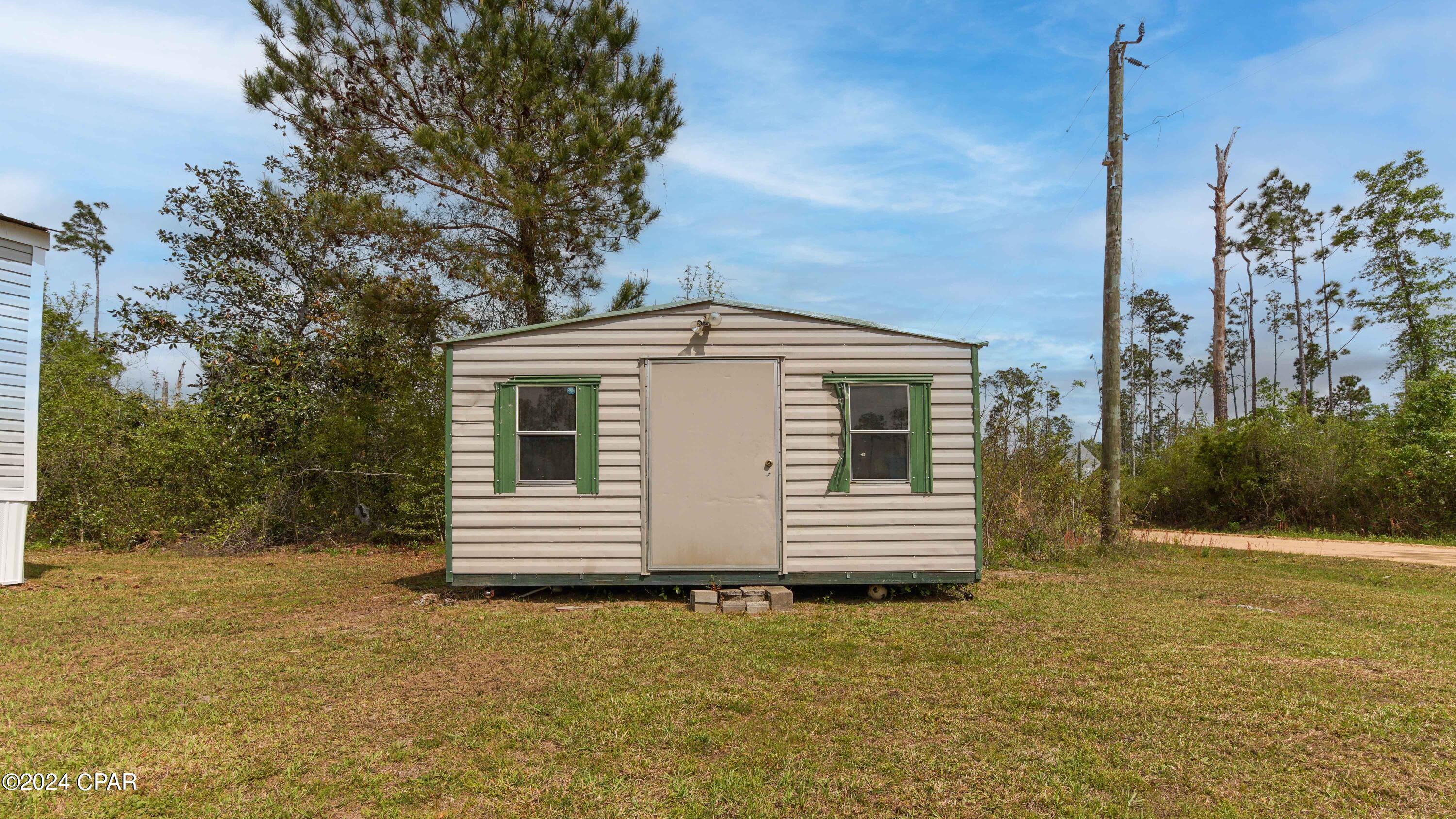 11901 Magnolia Street