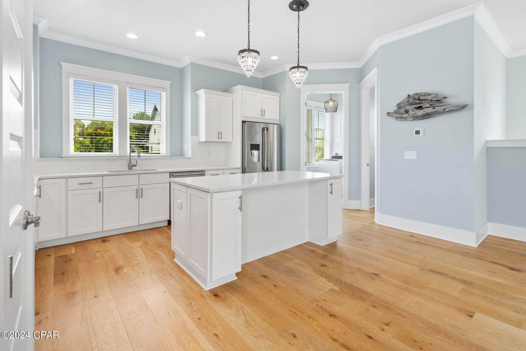 79 S Grande Pointe Drive