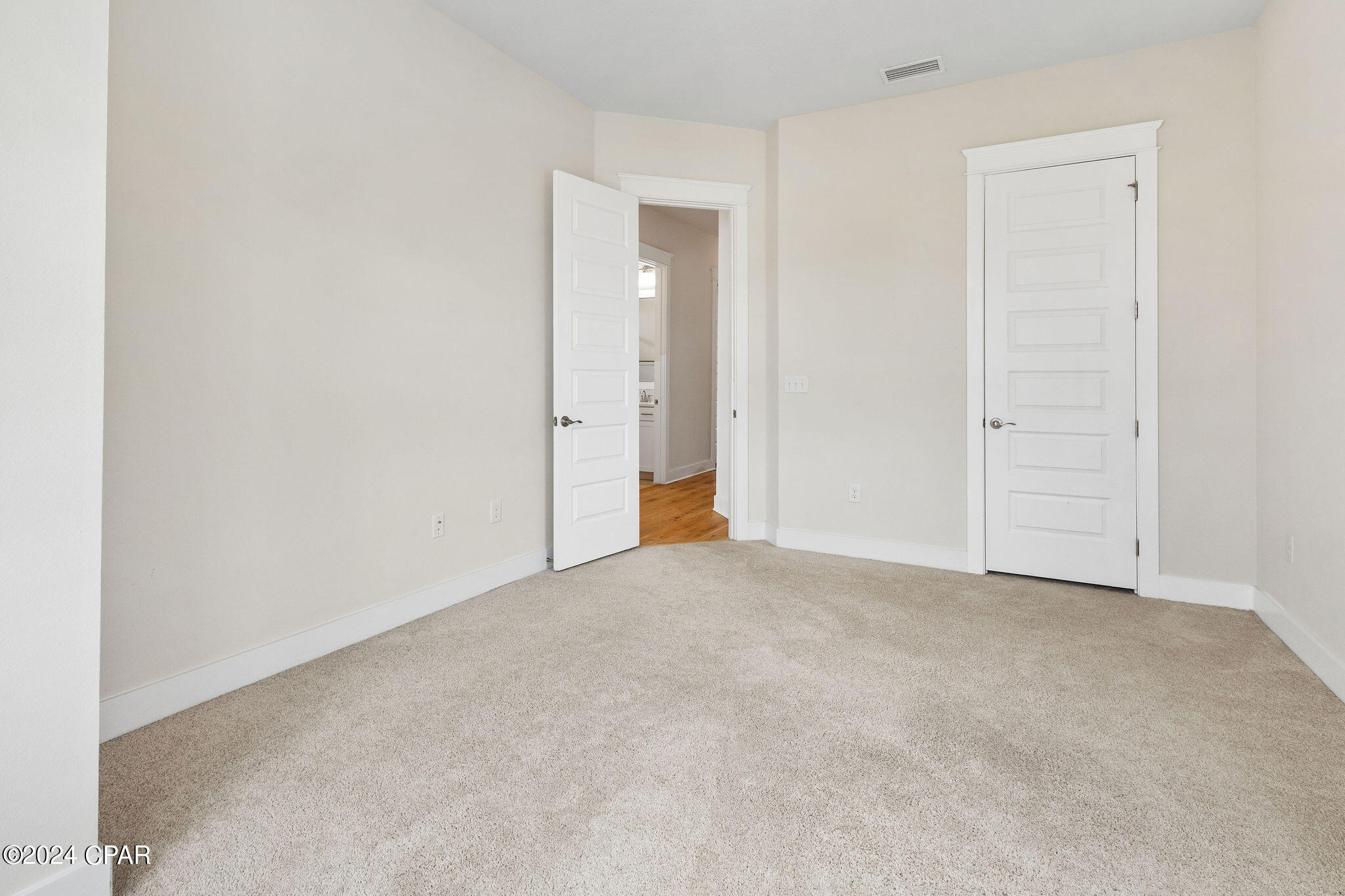 79 S Grande Pointe Drive