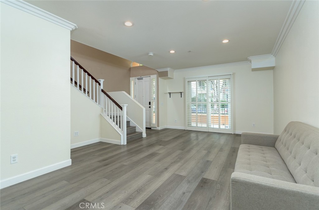 280 N Madison Avenue