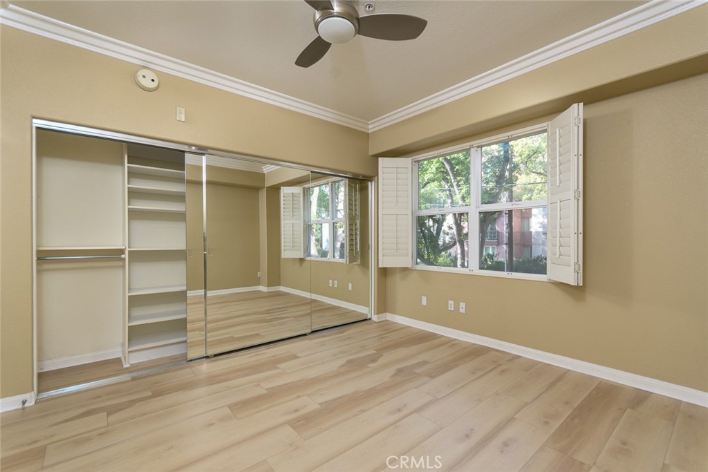 280 N Madison Avenue