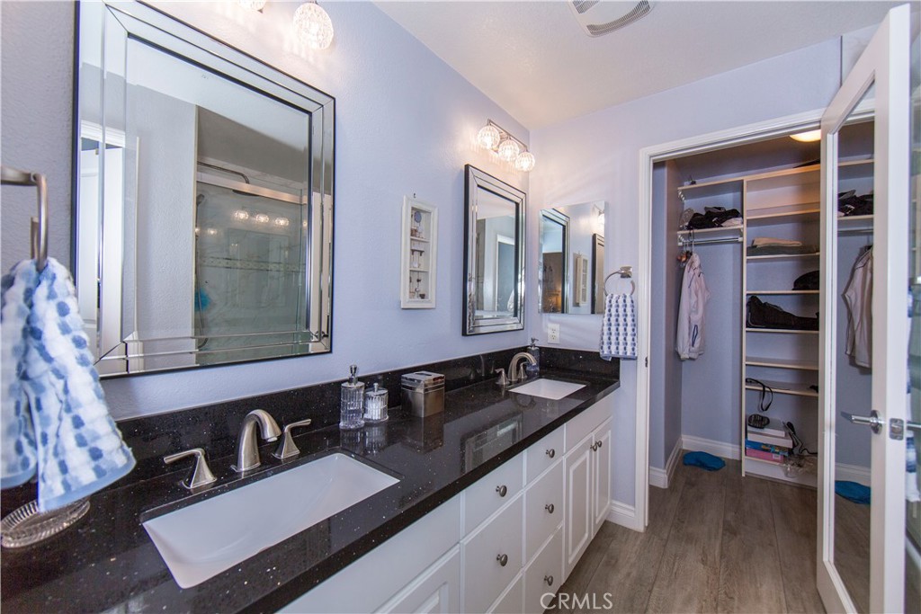 286 N Madison Avenue 103