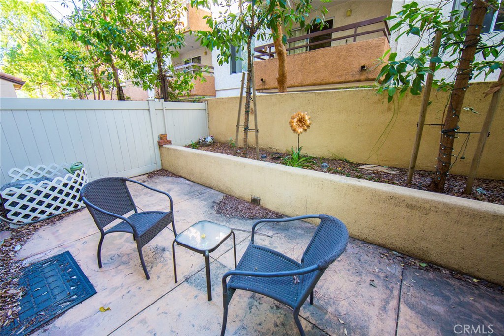 286 N Madison Avenue 103