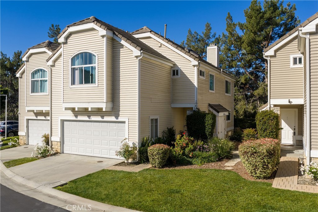 517 Orange Grove