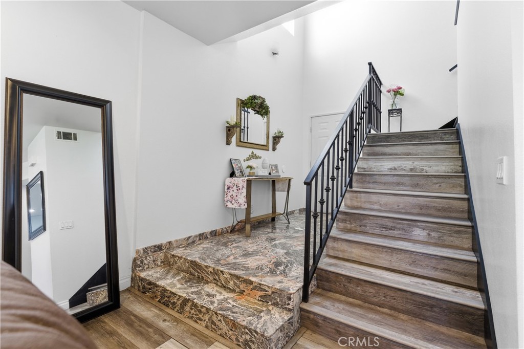 517 Orange Grove