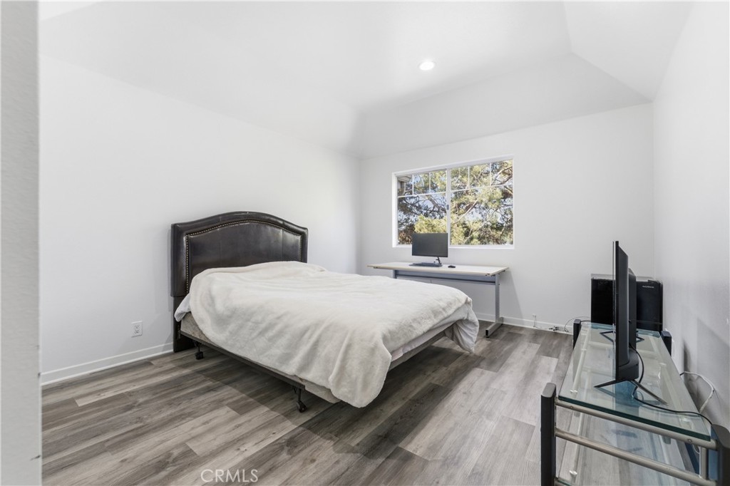 517 Orange Grove
