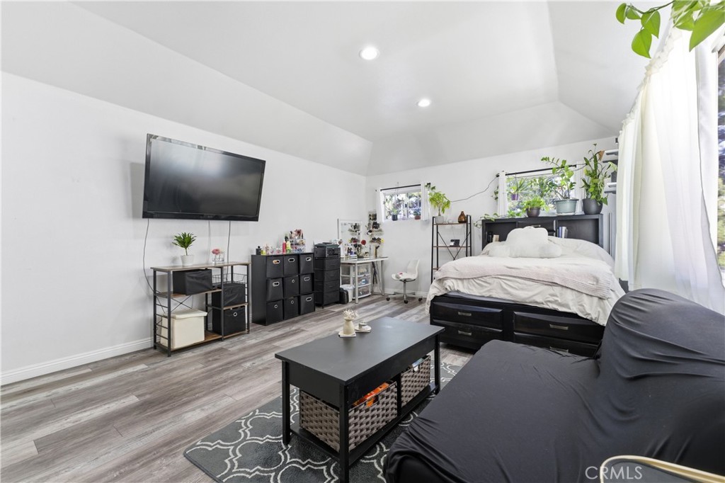 517 Orange Grove