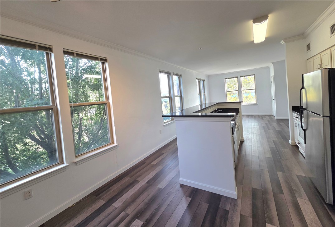 1000 Providence Place 339