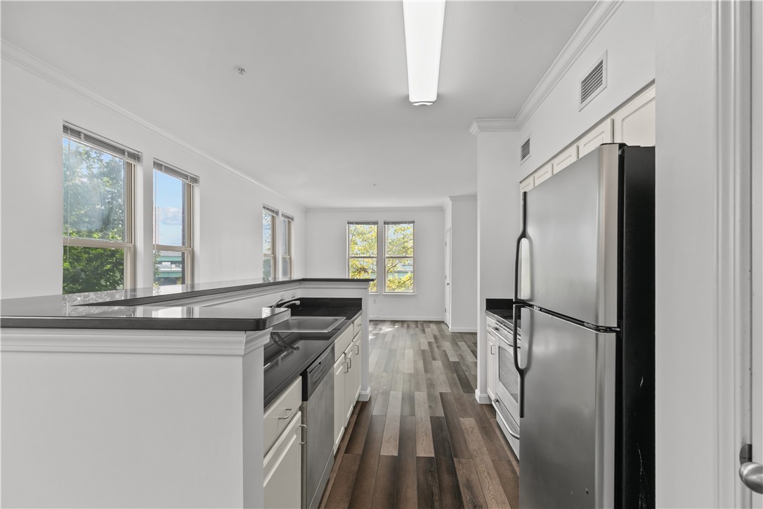 1000 Providence Place 339