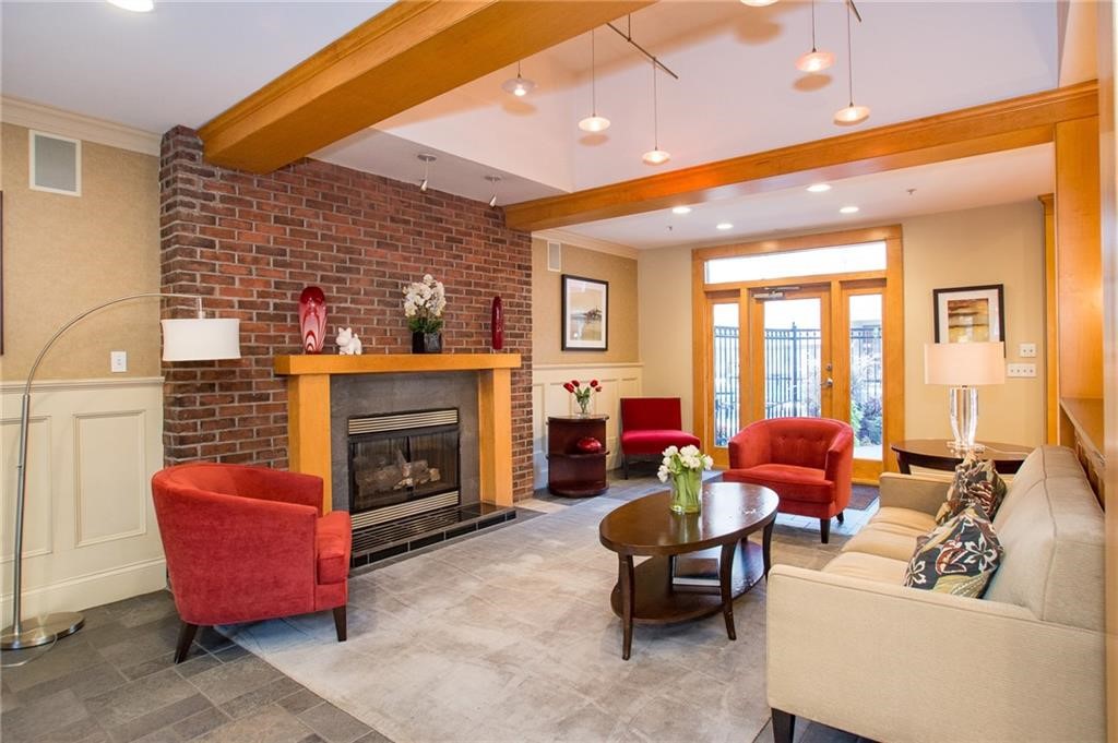 1000 Providence Place 339