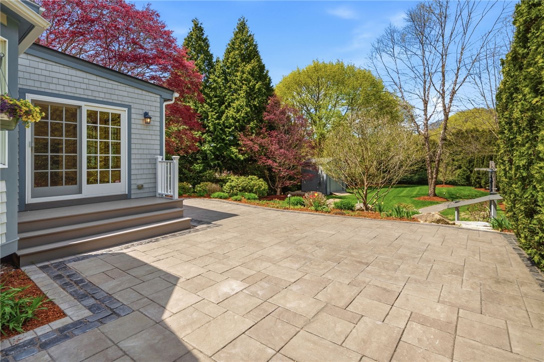 23 HILLCREST Road