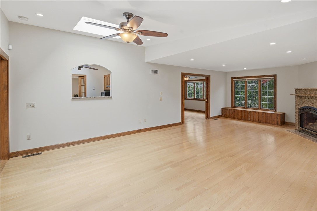 23 HILLCREST Road