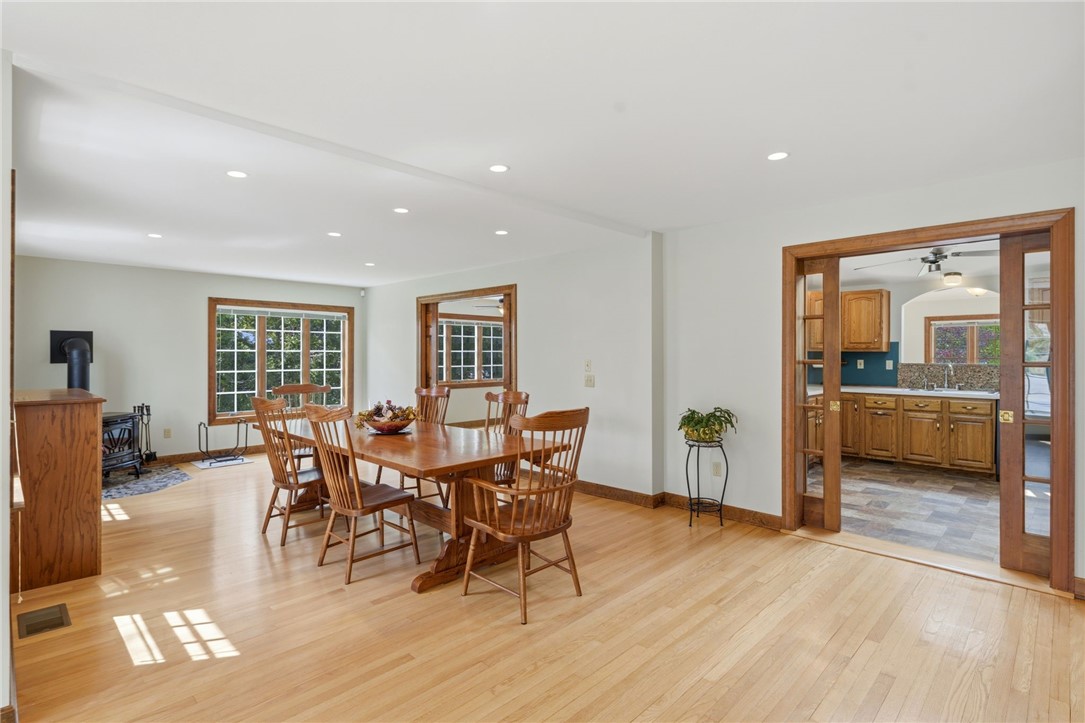 23 HILLCREST Road