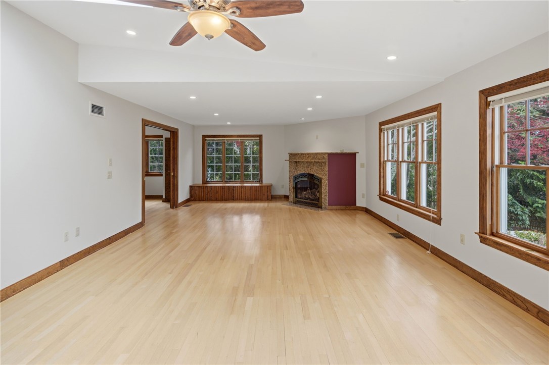 23 HILLCREST Road