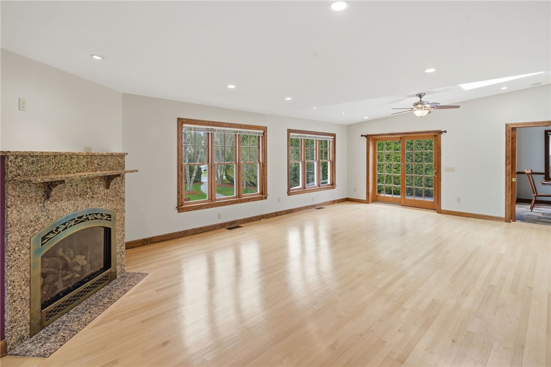 23 HILLCREST Road