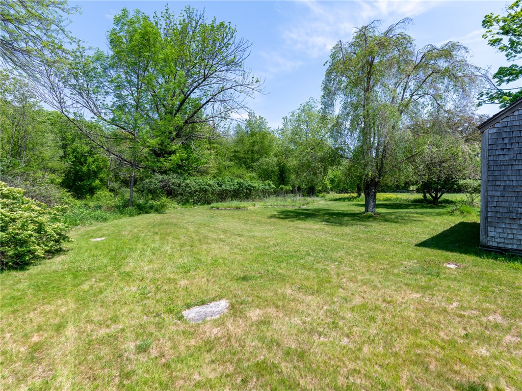 383 Putnam Pike
