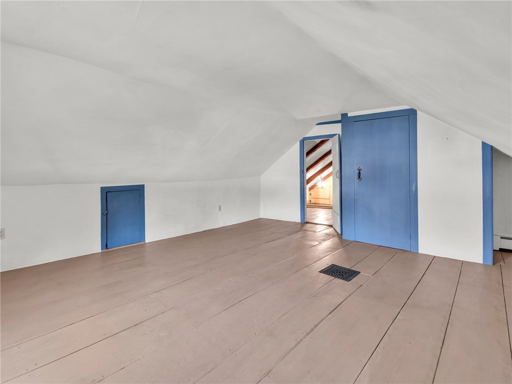 383 Putnam Pike