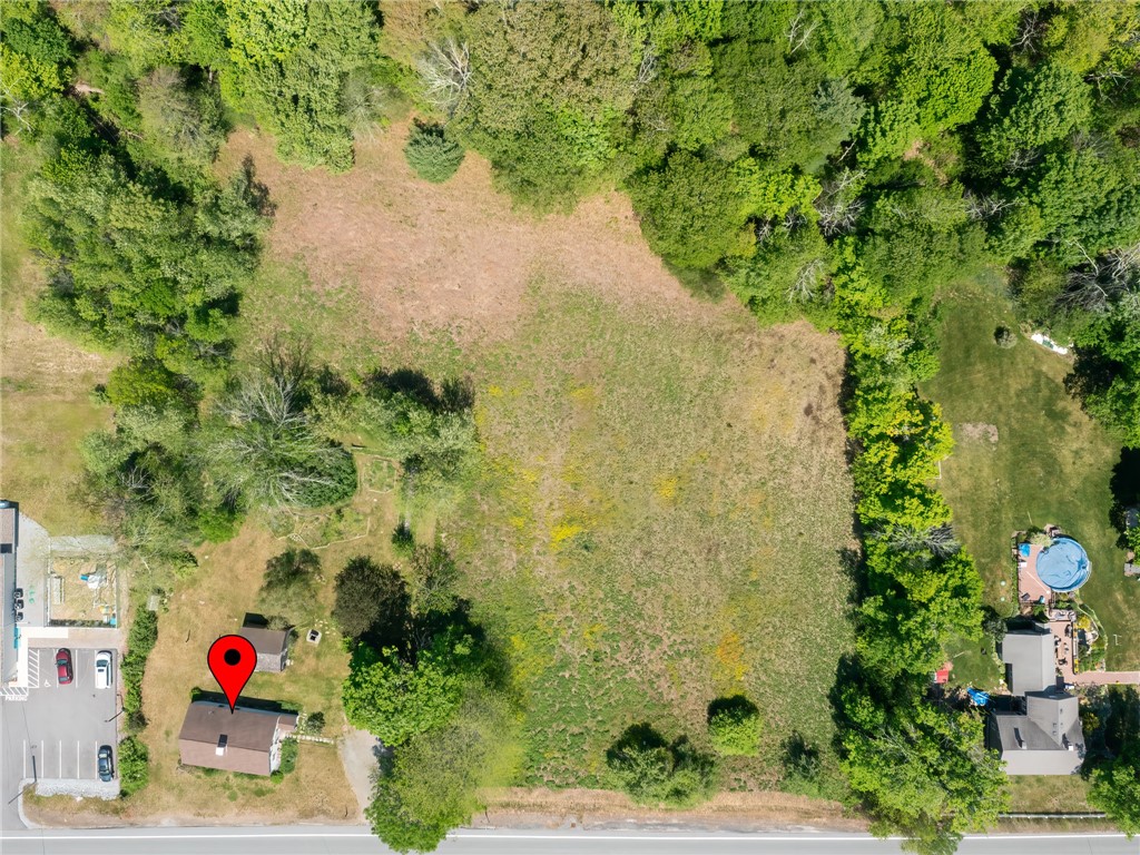 383 Putnam Pike