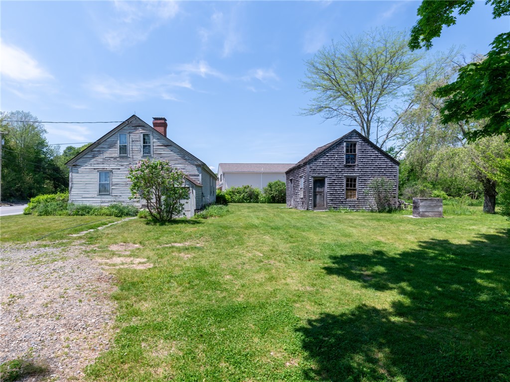 383 Putnam Pike
