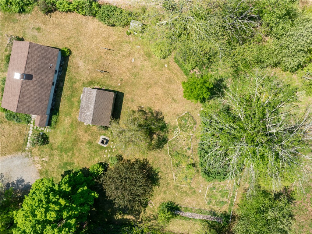 383 Putnam Pike