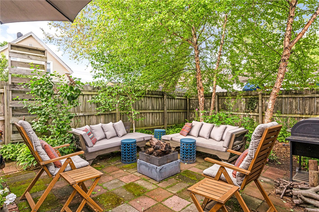 5 Dennis Avenue