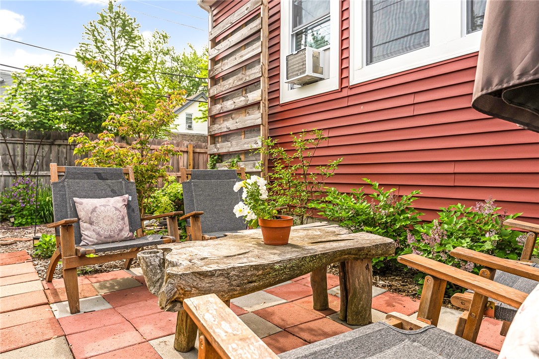 5 Dennis Avenue