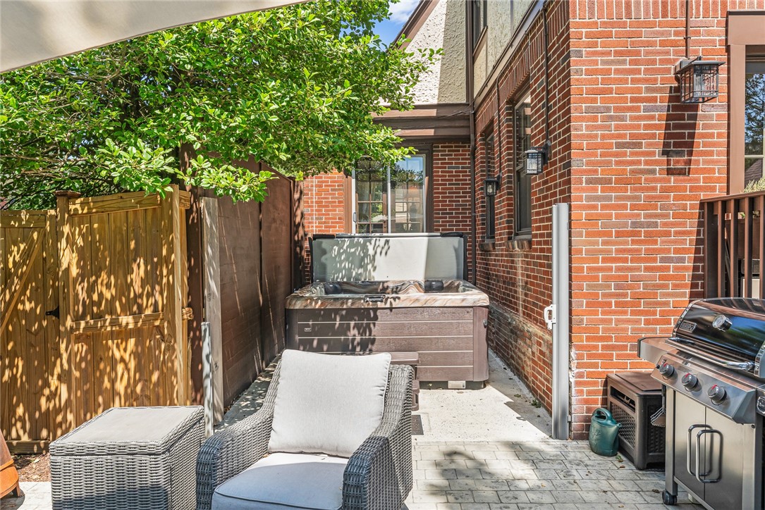28 Kenilworth Way